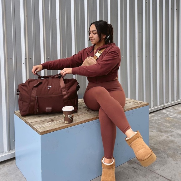 gymshark sweater - Picture 2 of 5